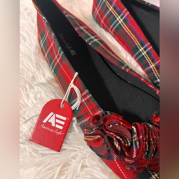 American Eagle Girls Size 4 Plaid Flats - Picture 2 of 7
